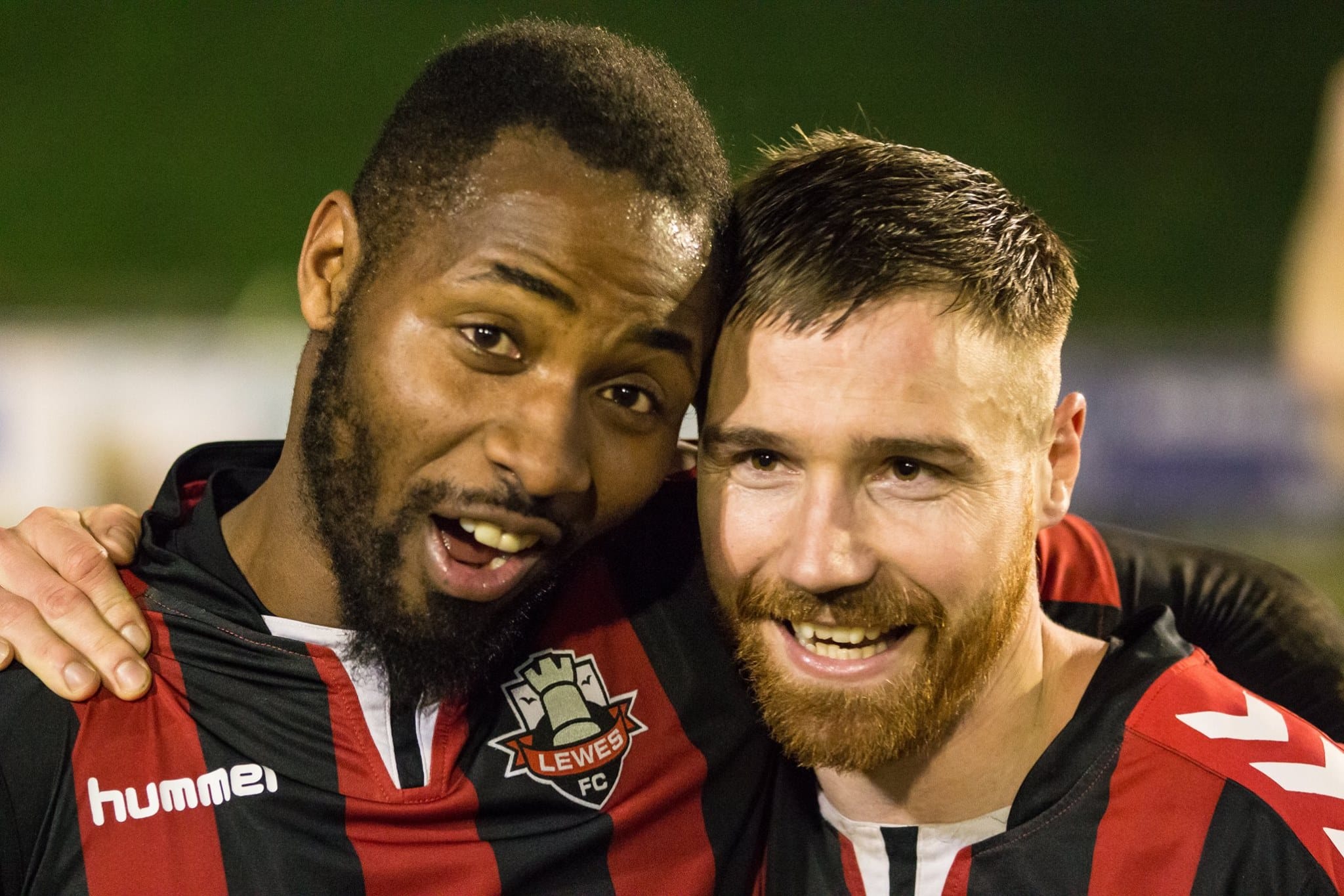 Rooks seal promotion with emphatic win over Horsham