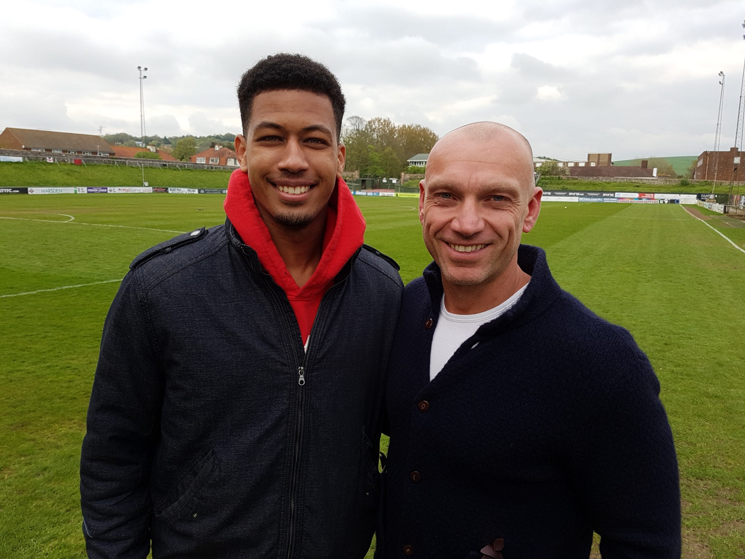 Jonte signs new contract