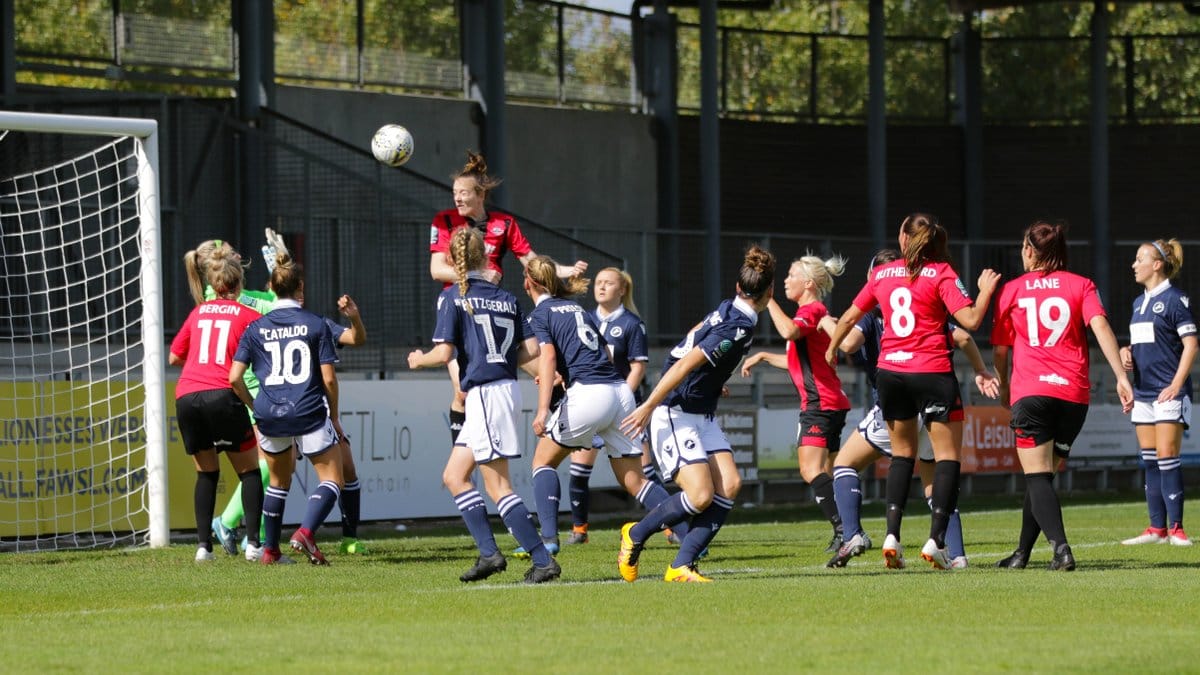 Rooks tame the Lionesses in their opening game of the Championship