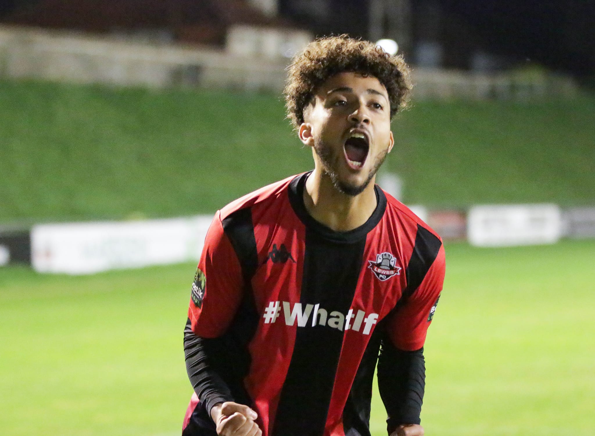 Book your place on the bus to Kings Langley