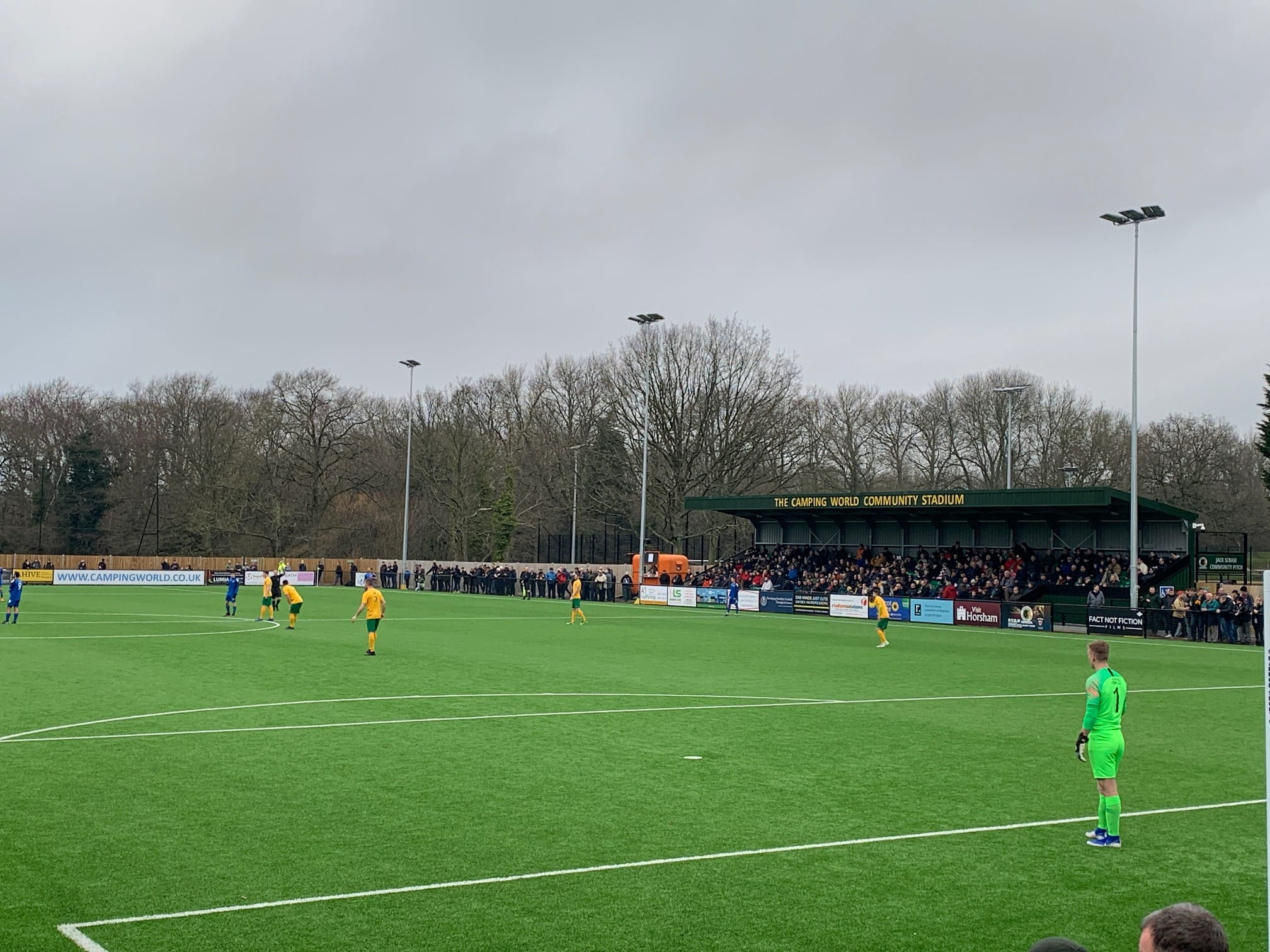 Rooks suffer New Year’s Day hangover at Horsham