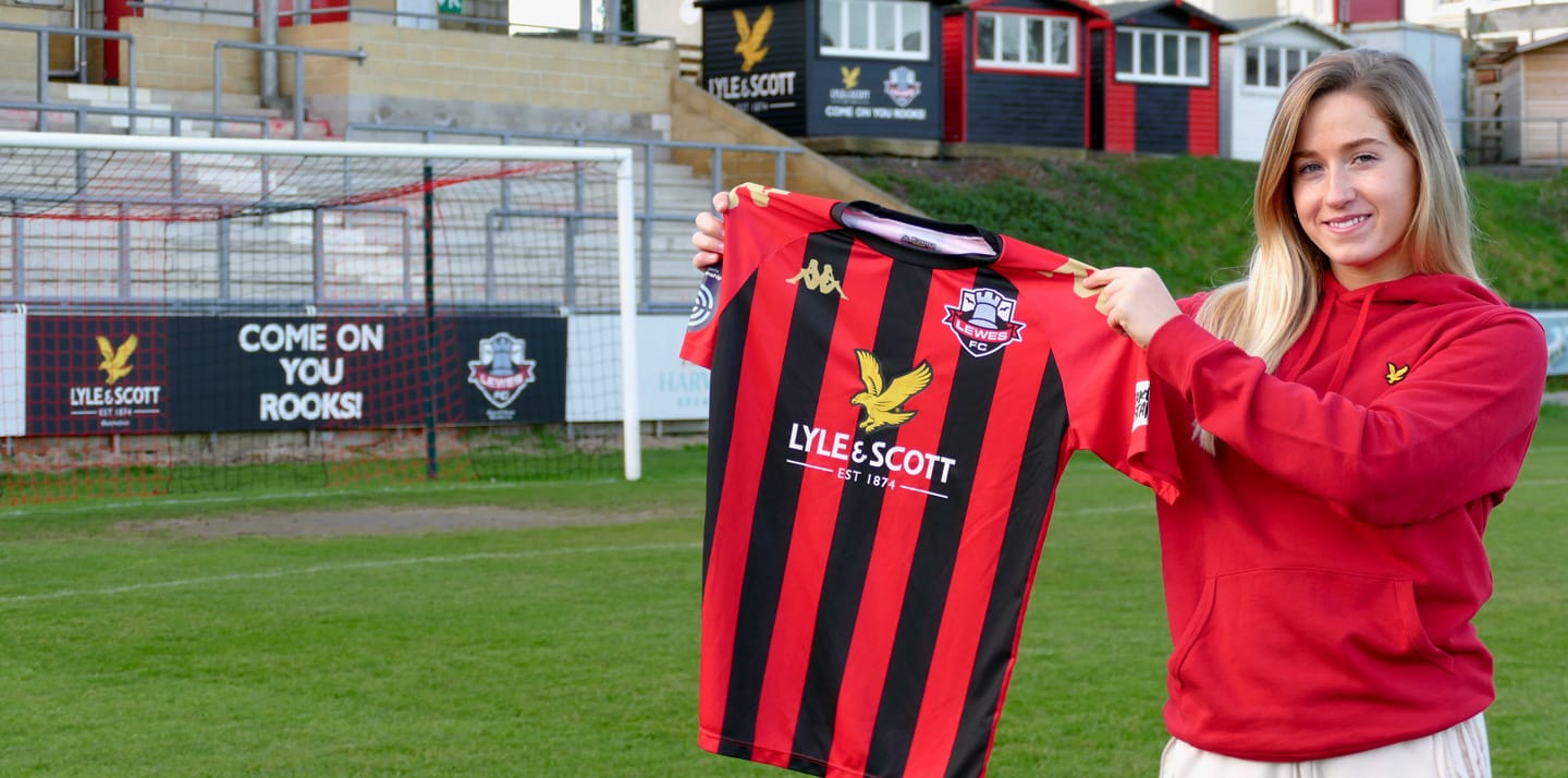 Ashworth-Clifford Is A Rook