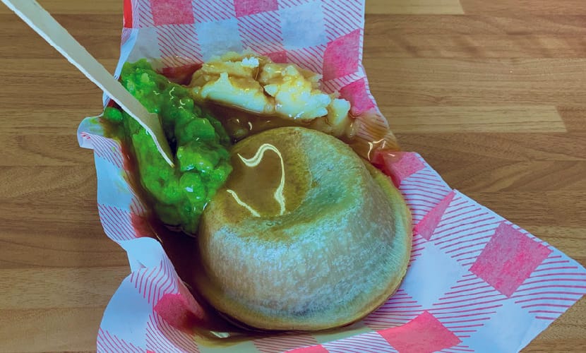 Lewes Community Football Club — Proper football food<br />
for everyone.