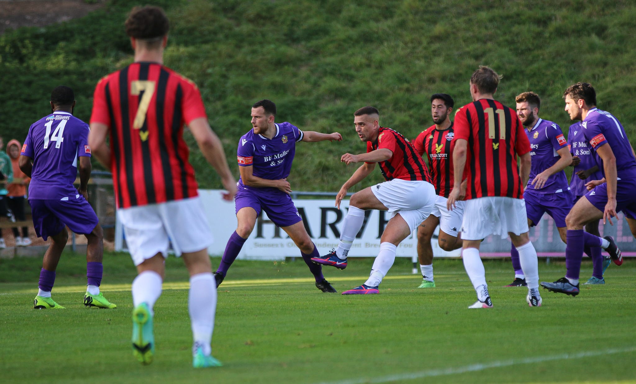 Hornchurch early show sees the points go back North