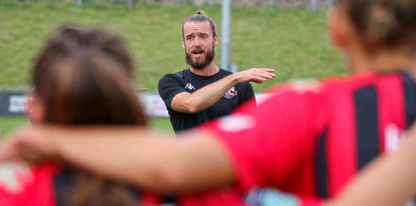 Rooks part company with Simon Parker