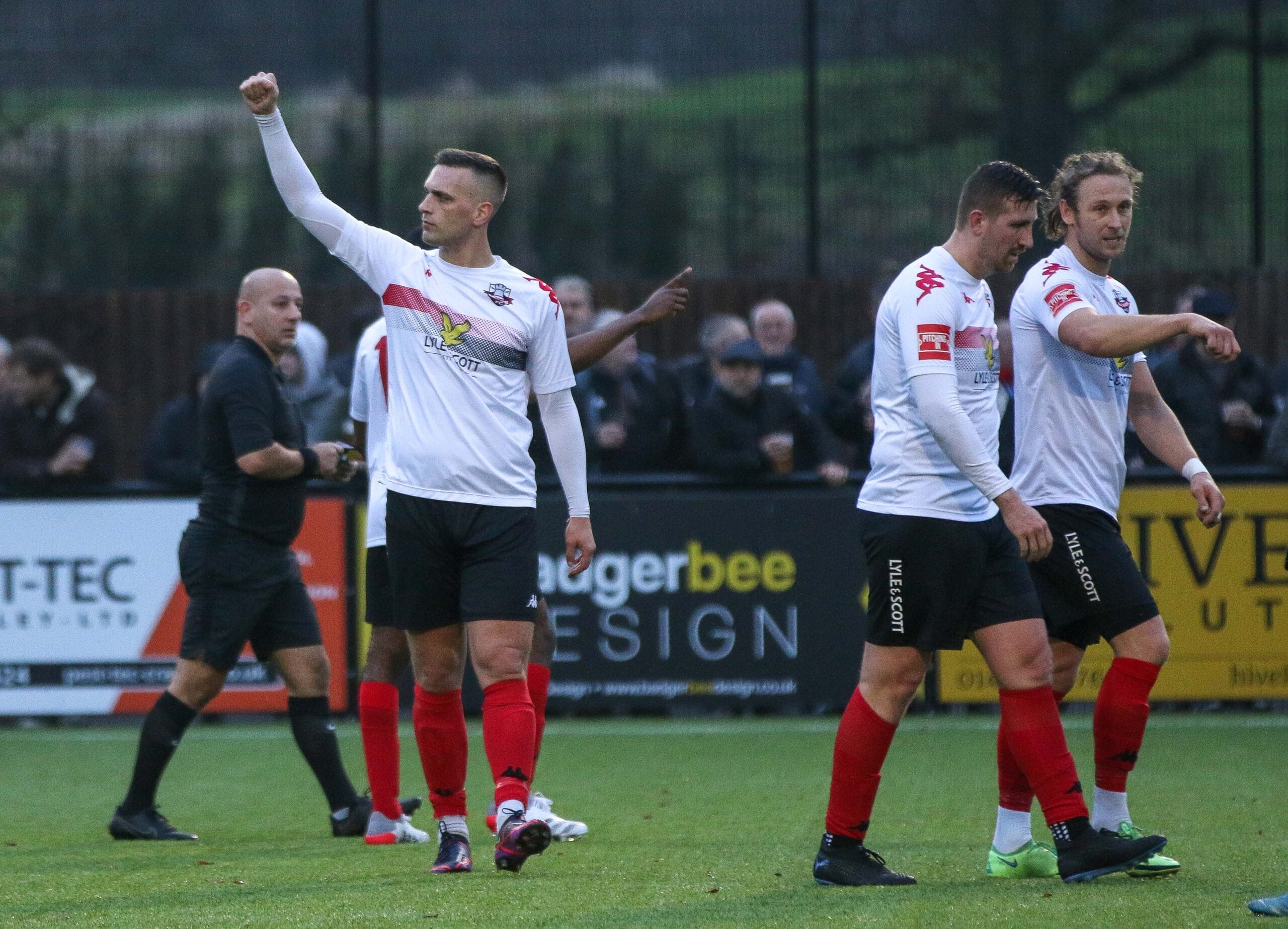 Rooks bring the Christmas cheer and three points back from Horsham