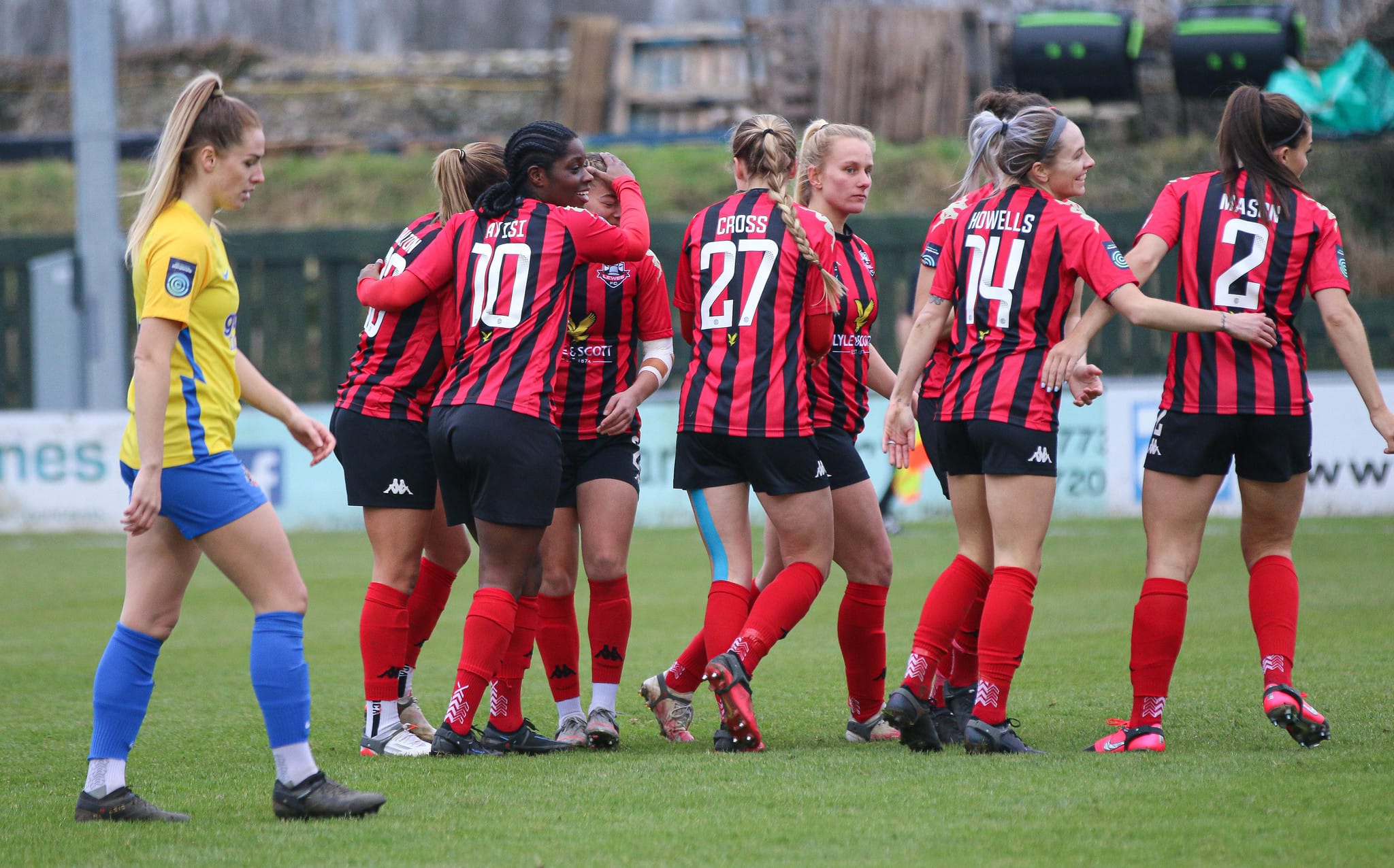 Record crowd sees Dalton and Mason fire Rooks past Sunderland