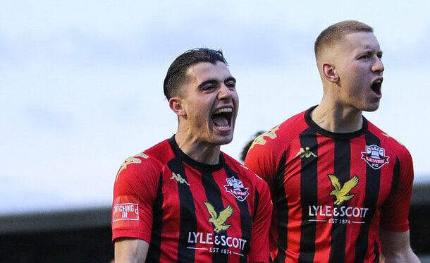 Pettit heads back to Luton hoping for Championship success