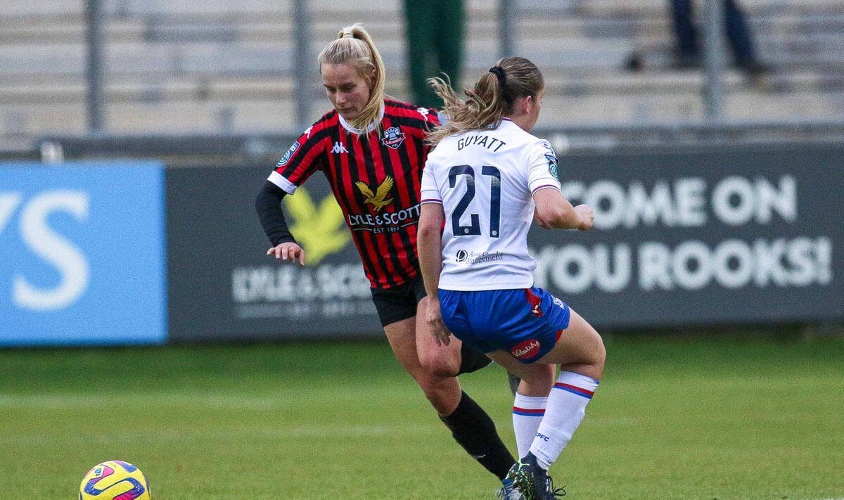 Rooks come up short against Eagles