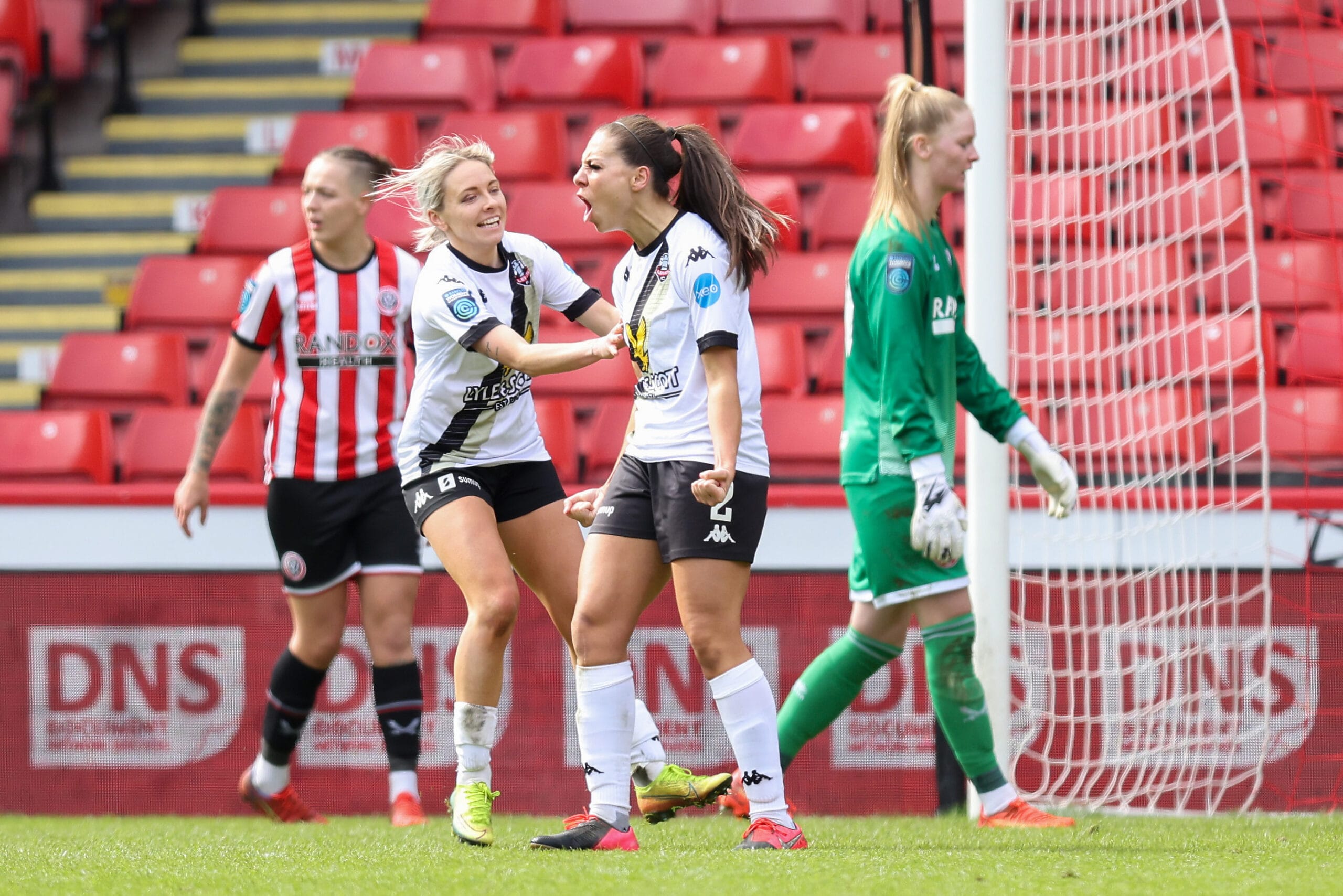 Rooks withstand the Blades – Lewes Community Football Club