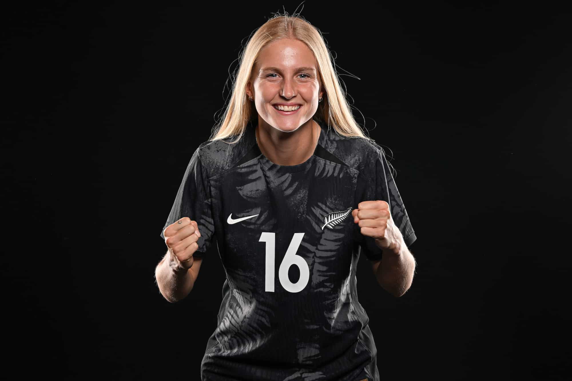 Rooks capture Ferns forward