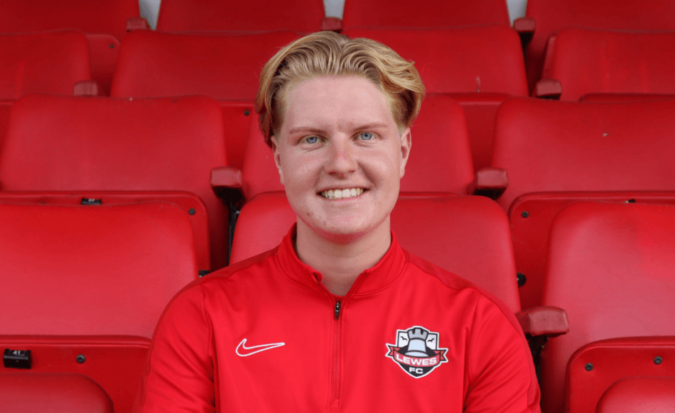 C Group success as Rooks sign Izzy Glass-Oliver