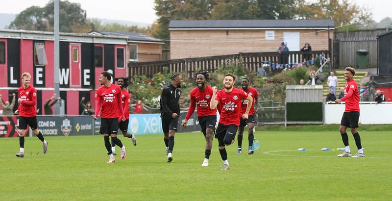 Rooks into FA Trophy second round after penalty drama