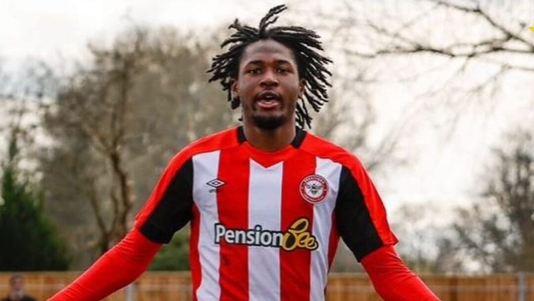 Winger Omaru King joins Rooks